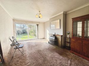 CLOVER DRIVE- click for photo gallery